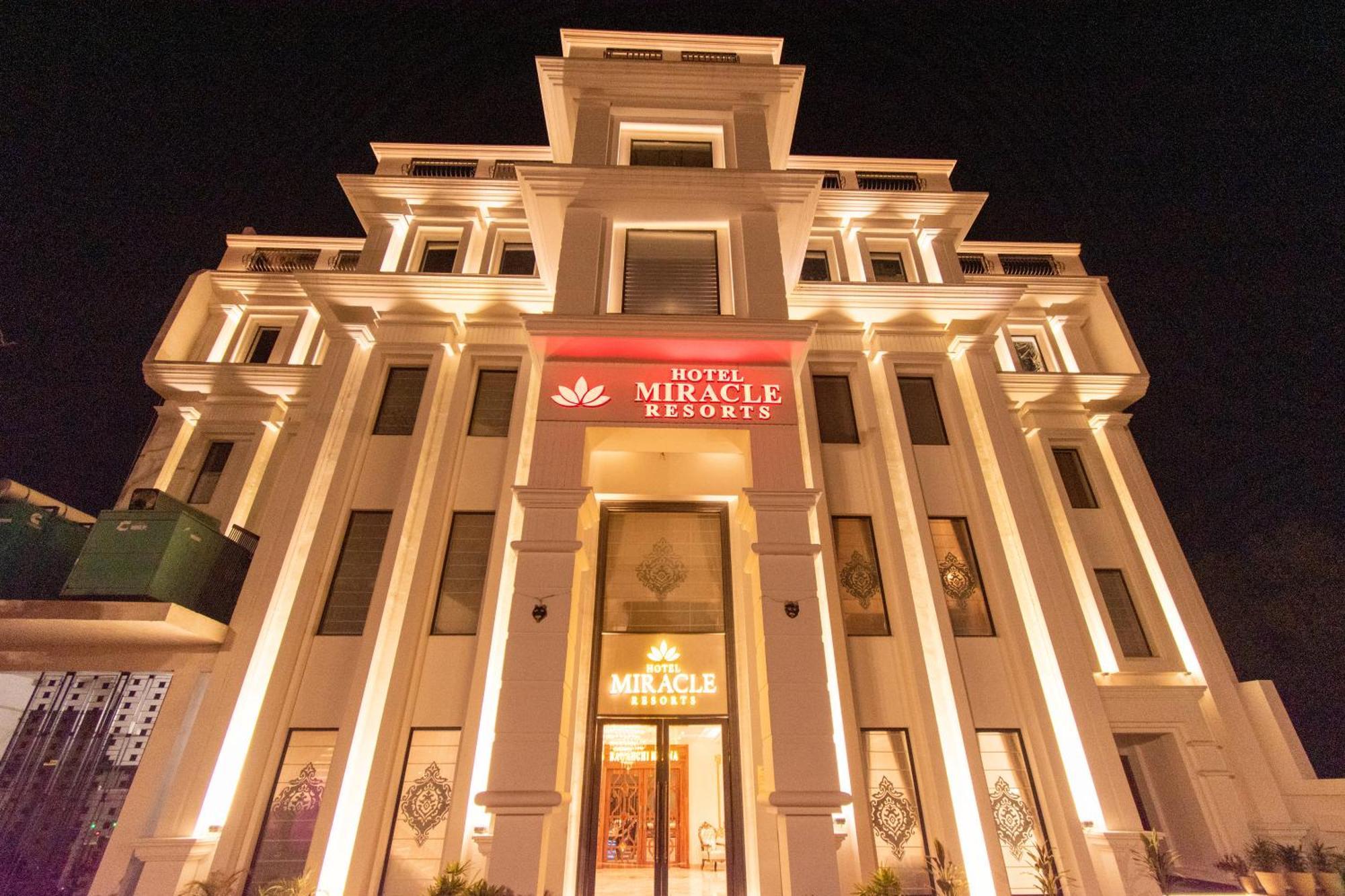 Hotel Miracle Resort ฟักวารา ภายนอก รูปภาพ
